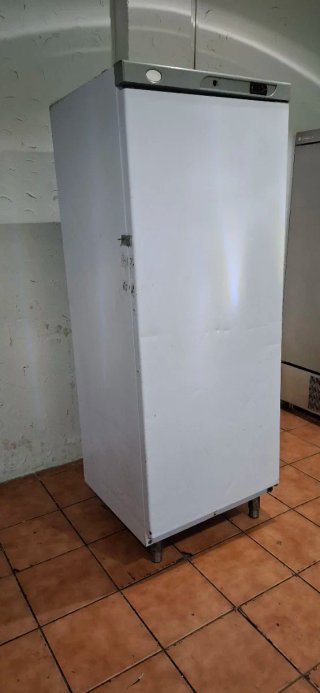 Congelador vertical 1 puerta