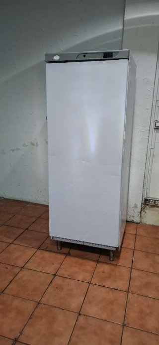 Congelador vertical 1 puerta