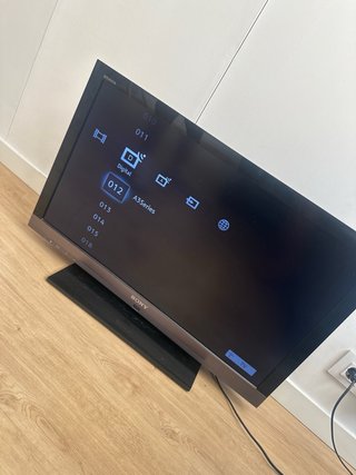 Televisor Sony Bravia 32 KDL-32EX710