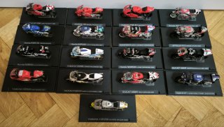 Maquetas de motos de competición