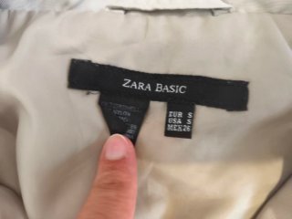 Gabardina corta zara