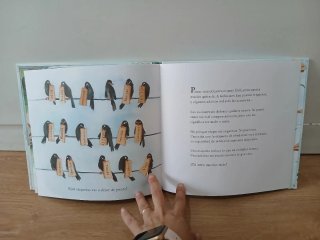 Libro infantil  La fábrica de etiquetas