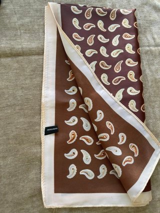Pañuelo Paisley Marrón 100% Poliéster