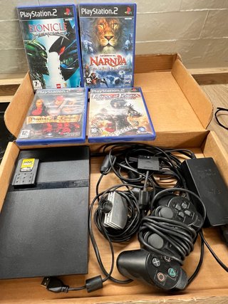 Consola PS2 Negra con Mando y Juegos