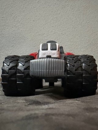 Tractor de juguete mediano