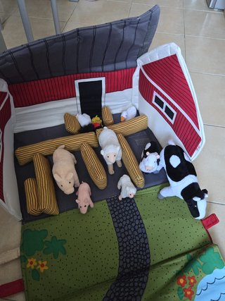 Parque infantil IKEA de tela con animales