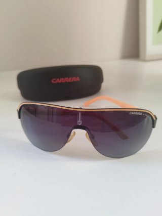 Gafas de sol Carrera negras y naranjas