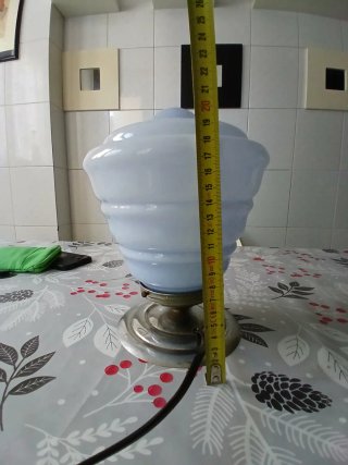 Lampada da tavolo in vetro e metallo anni 50