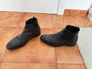 Botines negros hombre