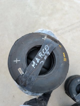 Neumáticos LeCont Amarillas 2T y 3T