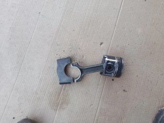 Pistón y biela Alfa Romeo GT