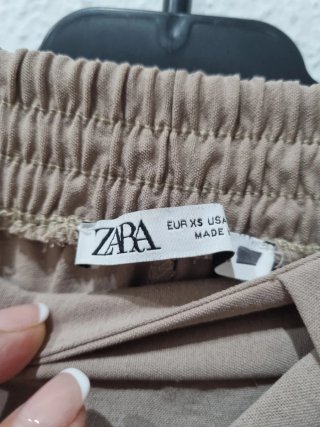 Pantalón Zara Beige Talla XS