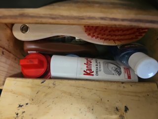 Limpia calzado con productos