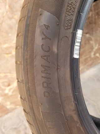 Neumático Michelin 225/50R17
