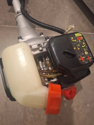 Desbrozadora gasolina con accesorios