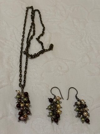 Conjunto collar y pendientes perlas