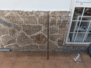 4 Mallazos metálicos y 2 varillas corrugadas