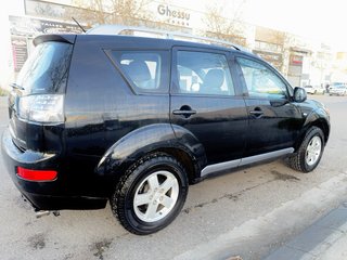 Mitsubishi Outlander 2009