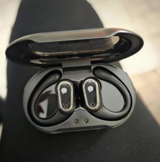 Auriculares inalámbricos negros