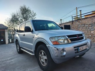 Mitsubishi Montero 2004