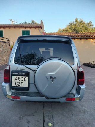 Mitsubishi Montero 2004
