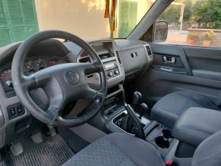 Mitsubishi Montero 2004