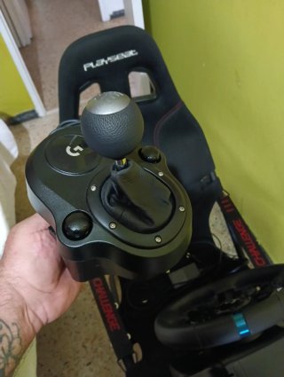 Ps5 Playseat + Volante Logitech G923 + Assetto