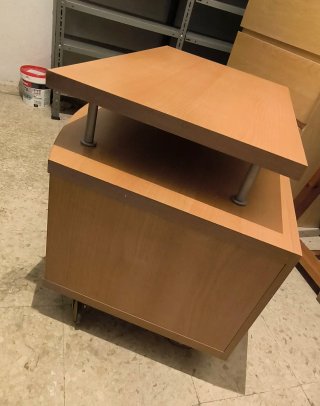 Mueble TV con ruedas