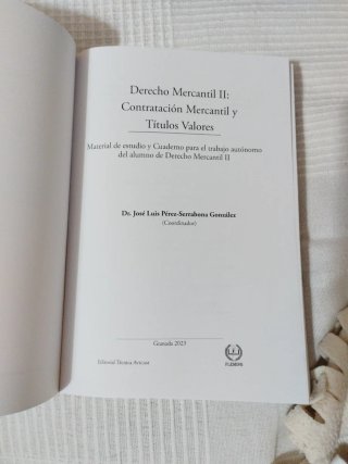 Derecho Mercantil II: Titulos valores y contrat...
