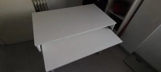 Escritorio blanco