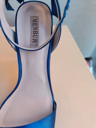 Sandalias Menbur azules con lazo
