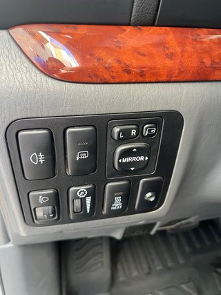 Toyota Land Cruiser 2004