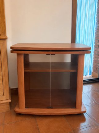 Mueble TV madera con plataforma giratoria