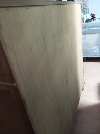 Cómoda de madera Está en buen estado