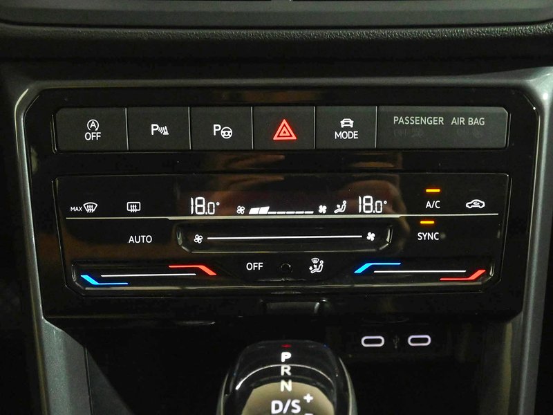 Volkswagen T-Cross Sport 1.0 TSI DSG (2021) 2022, foto 14