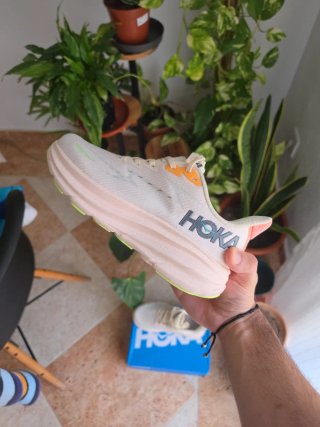 Hoka Clifton 9 Rosa/Blanco