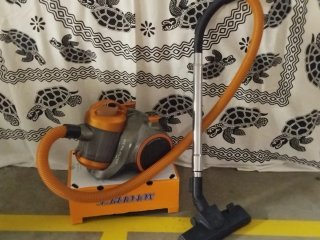 Aspiradora Naranja HEPA FILTER