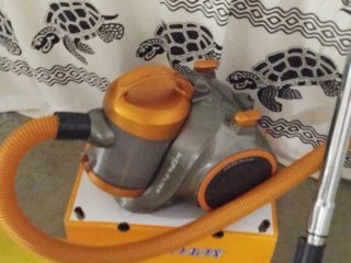 Aspiradora Naranja HEPA FILTER