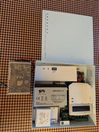 Alarma Paradox Evo192 con Batería y Transformador