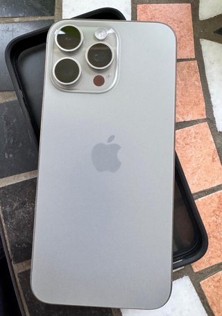 iPhone 15 Pro Max 256 GB natural (plata)