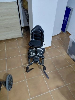 Sillita para hermano mayor