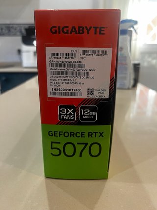 Gigabyte RTX 5070 WINDFORCE OC SFF 12G