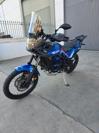 Yamaha Ténéré 700 World Rally 2024 Azul/Rosa