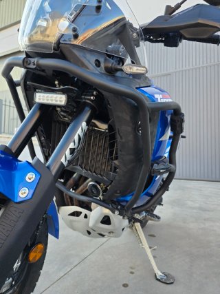 Yamaha Ténéré 700 World Rally 2024 Azul/Rosa