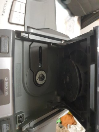 Radio CD y Cassette Sony CSD-E5777