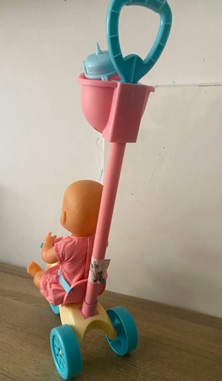 Nenuco con Triciclo y Accesorio