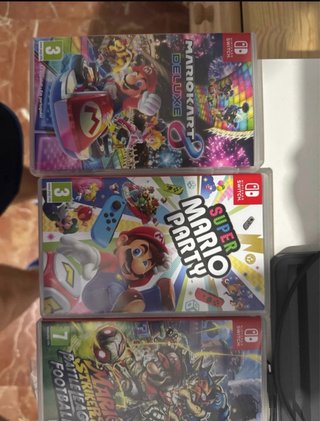 Nintendo Switch Azul y Rojo