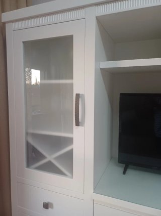 Mueble salón TV y vitrina madera lacado blanco