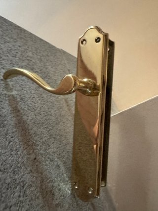7 Tiradores de Puerta Dorados
