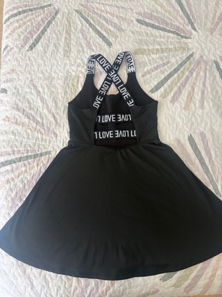 Vestido deportivo negro talla S casi sin usar